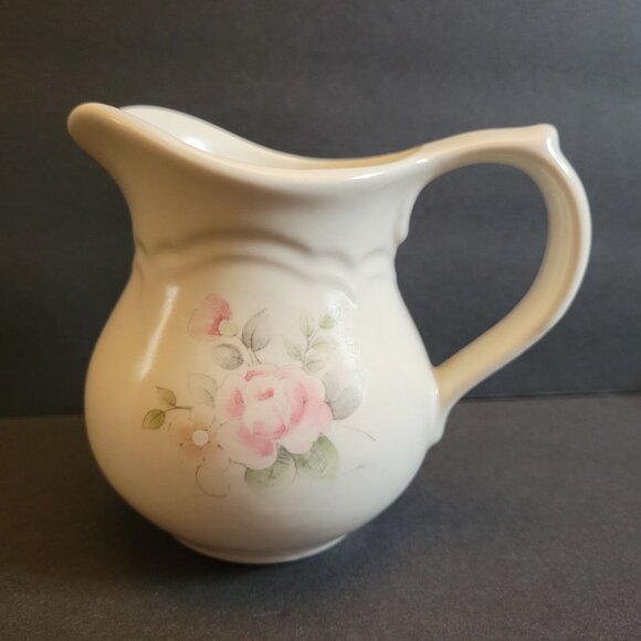 Vintage Pfaltzgraff Tea Rose Ivory Floral Cream Pitcher 4.5" Tall - Picture 1 of 6
